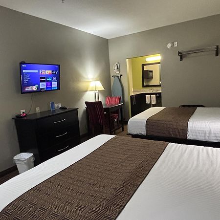 Rodeway Inn Dilley Экстерьер фото