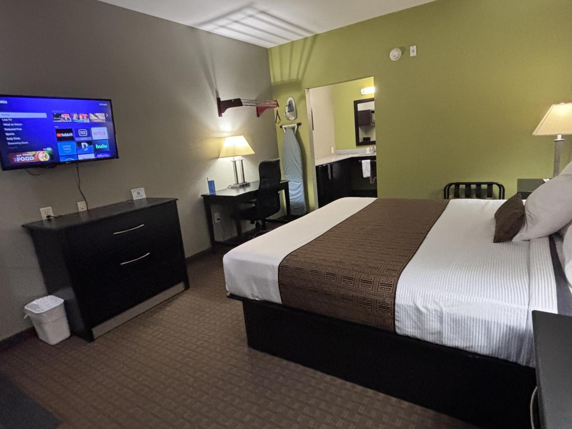 Rodeway Inn Dilley Экстерьер фото
