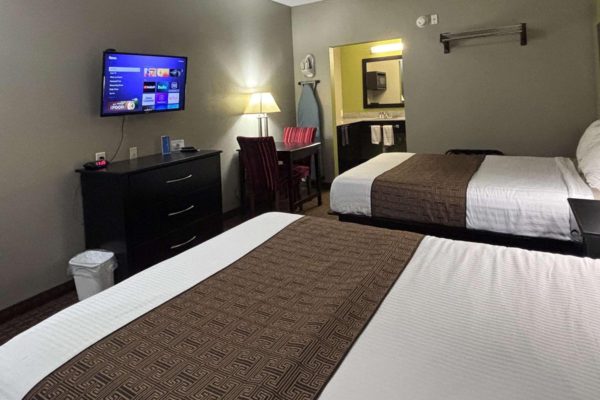 Rodeway Inn Dilley Экстерьер фото